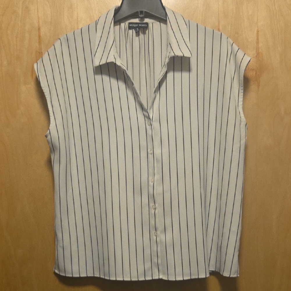 Striped Sleeveless Blouse